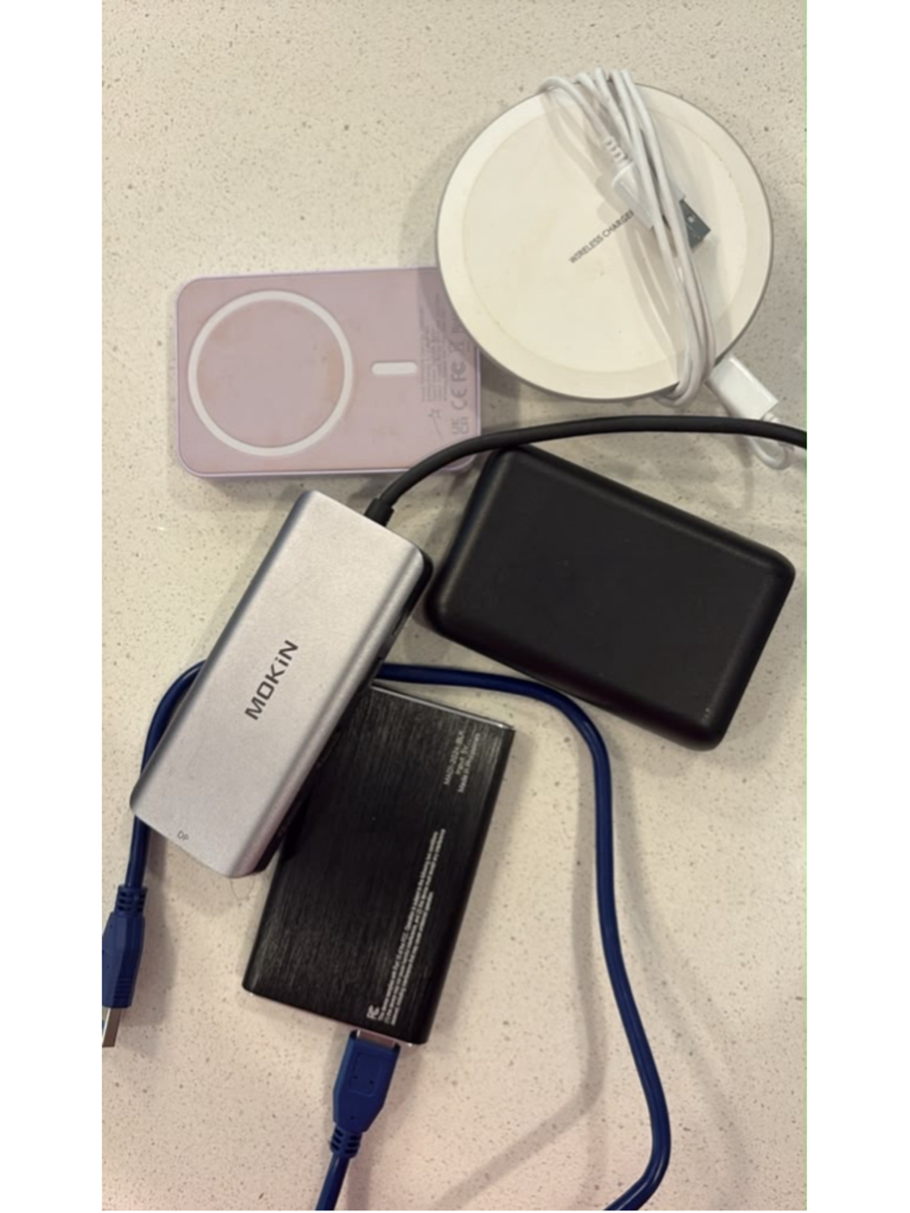 MOKiN USB-C Hub Monster 4K Capture Card Wireless Charger Power Bank Lot #N33A